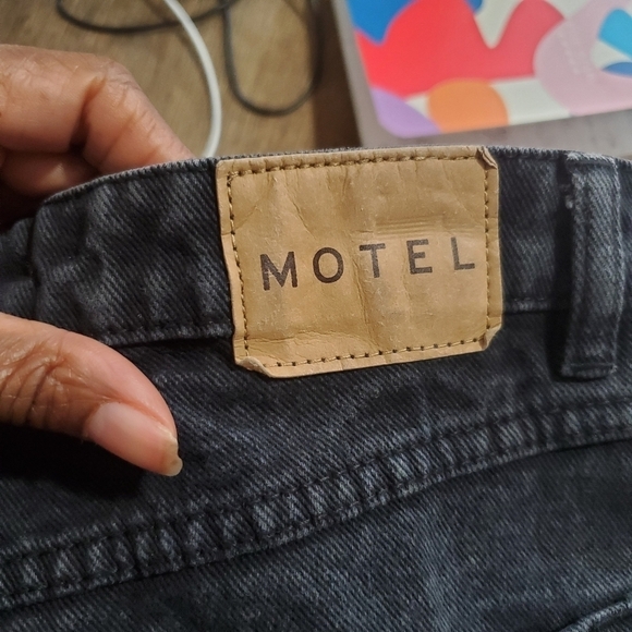 Motel Rocks Denim Womens Moms Jeans High Rise Tapered Black Wash Size 10 - Picture 4 of 5